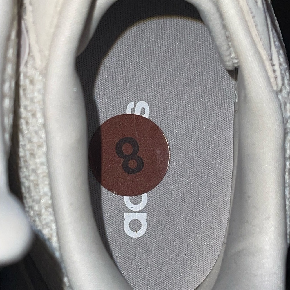 NWT Adidas Women’s Off-White Beige Mesh Athletic Shoe Sneakers Size 8 - Picture 5 of 15
